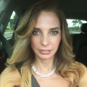 Meet your Posher, Genevieve